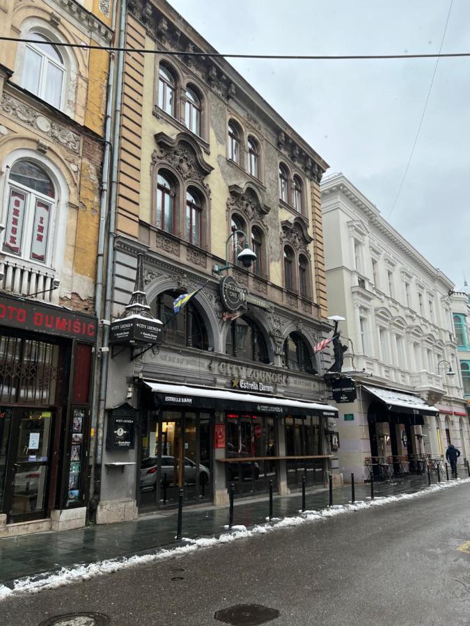 Modern Apartment In The Heart Of The City Center! Sarajevo Exterior foto